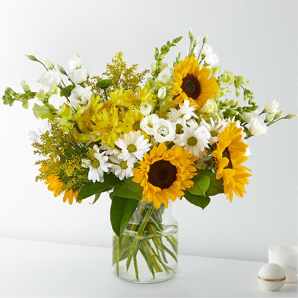 Hello Sunshine Bouquet – ROCKY'S FLOWERS, West Terre Haute IN