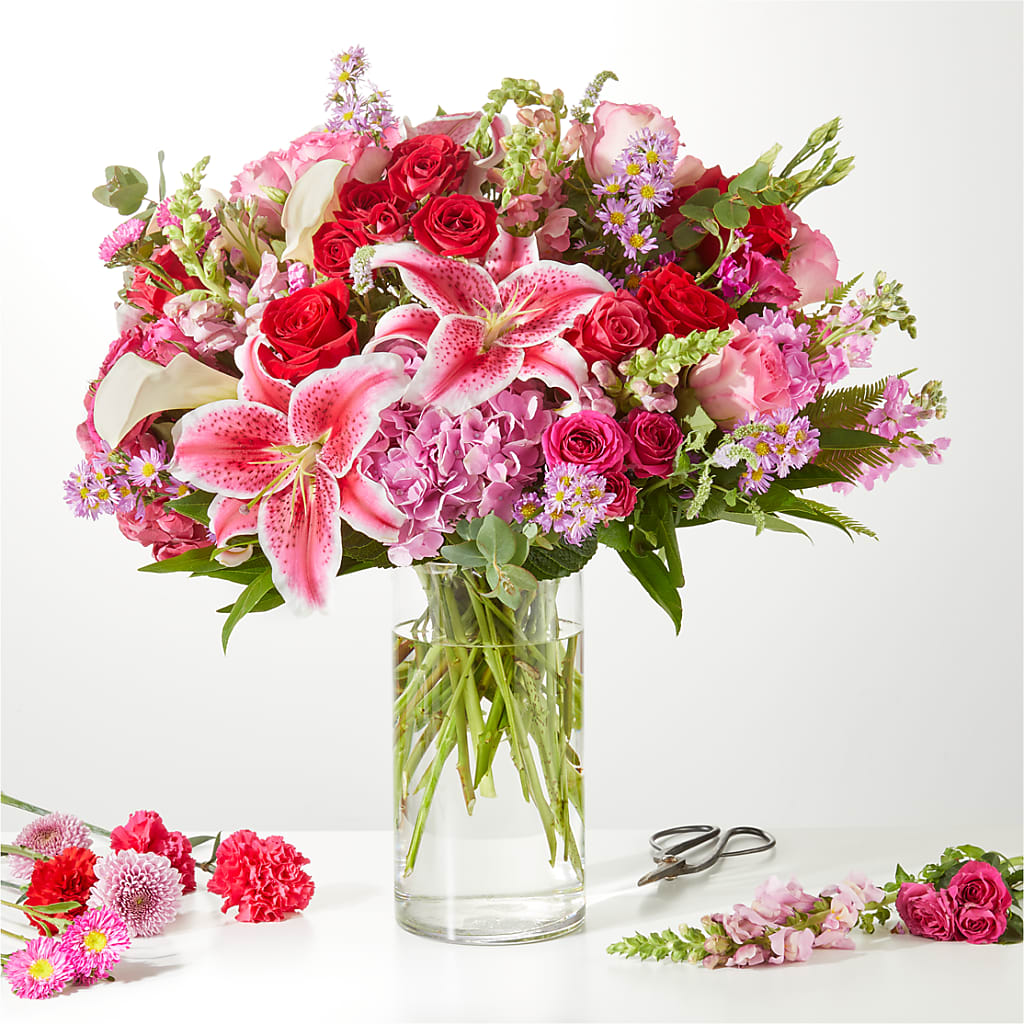 Swooning Over You - A Luxury Florist Original – ROCKY'S FLOWERS, West Terre Haute IN