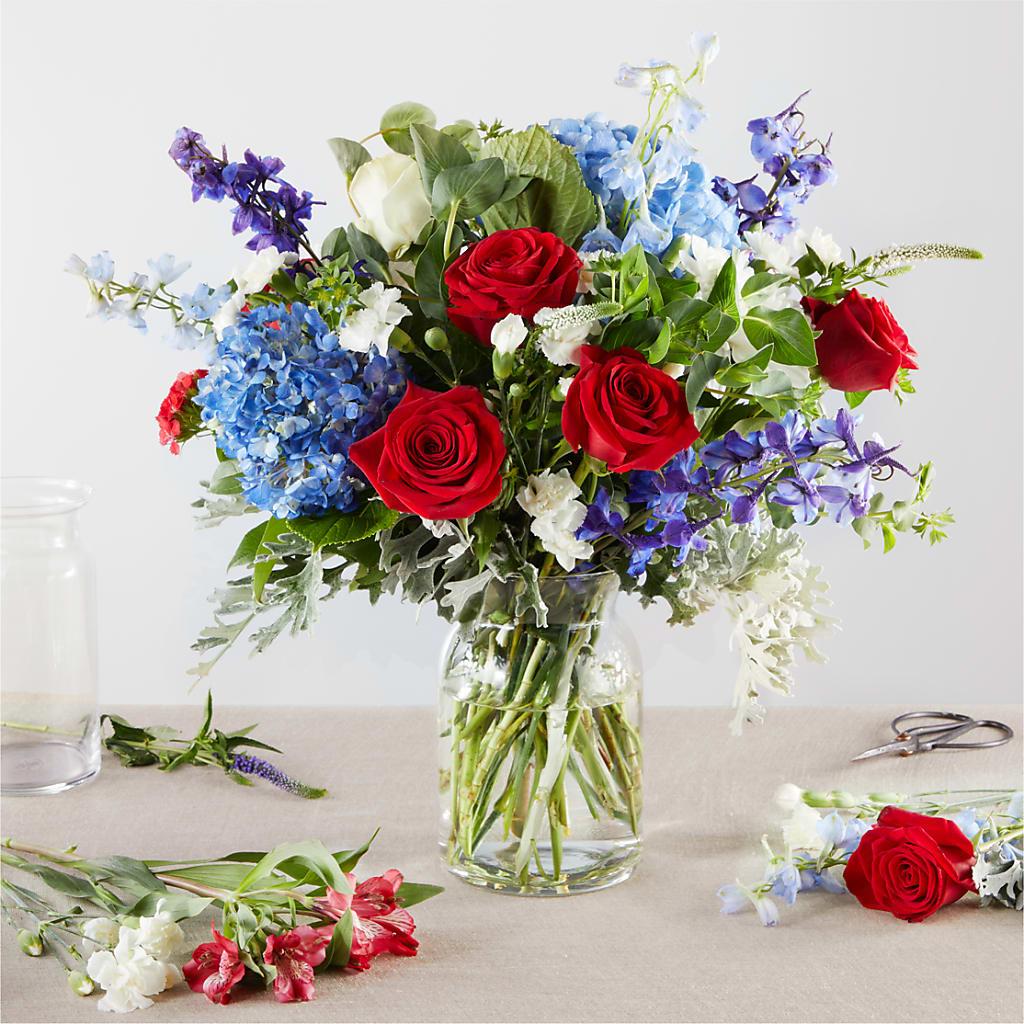 Star Spangled - A Florist Original – ROCKY'S FLOWERS, West Terre Haute IN