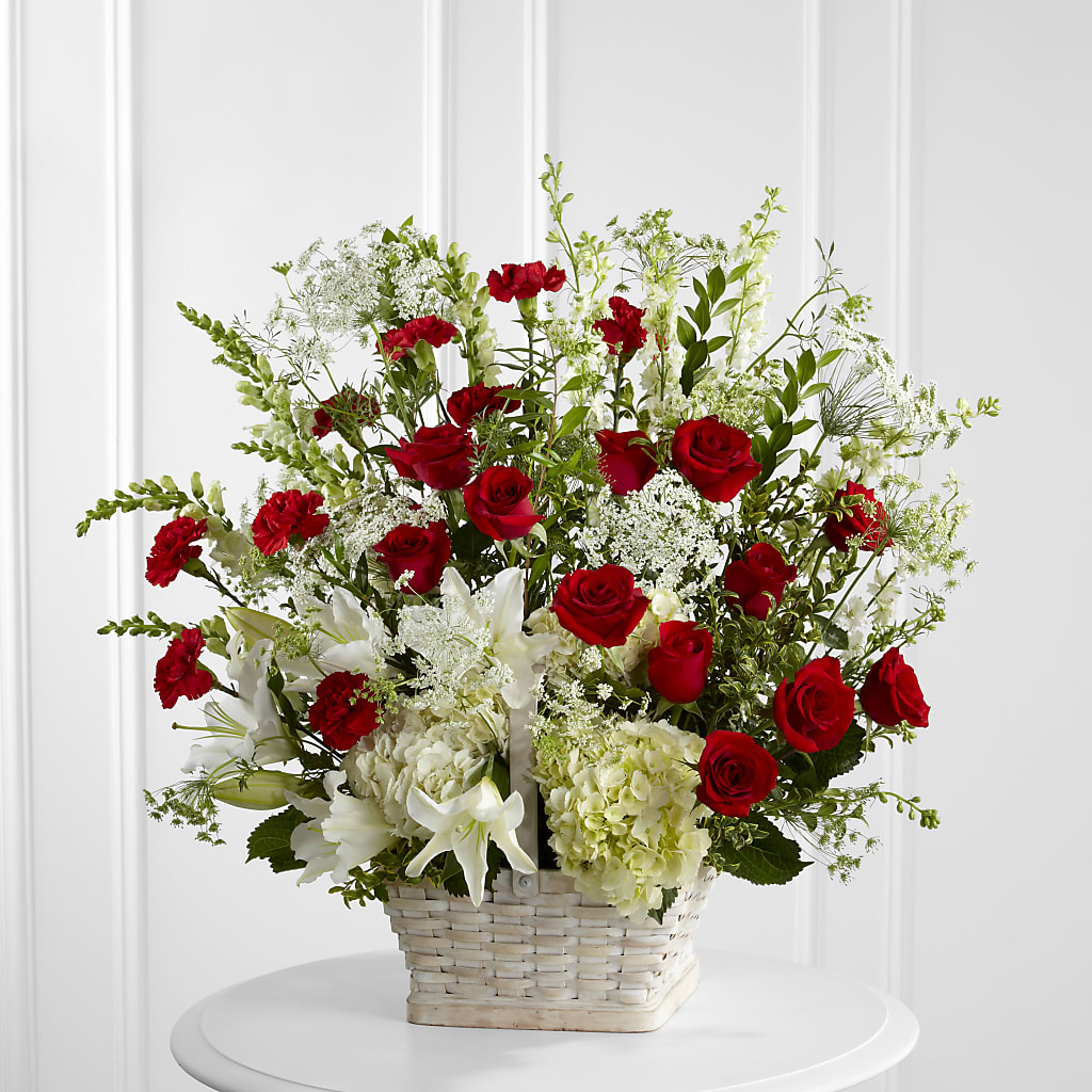 In Loving Memory Arrangement – ROCKY'S FLOWERS, West Terre Haute IN