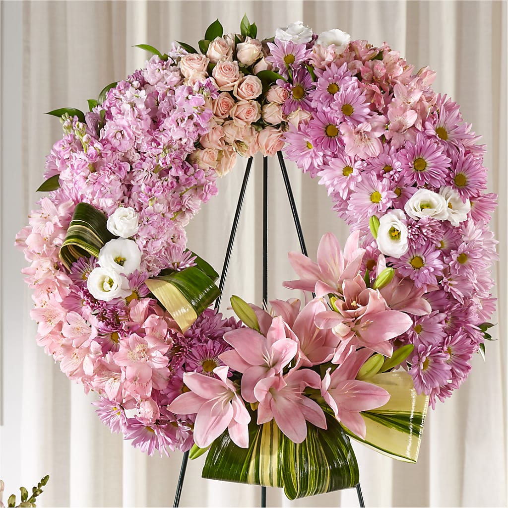 Gift of Warmth Wreath – ROCKY'S FLOWERS, West Terre Haute IN