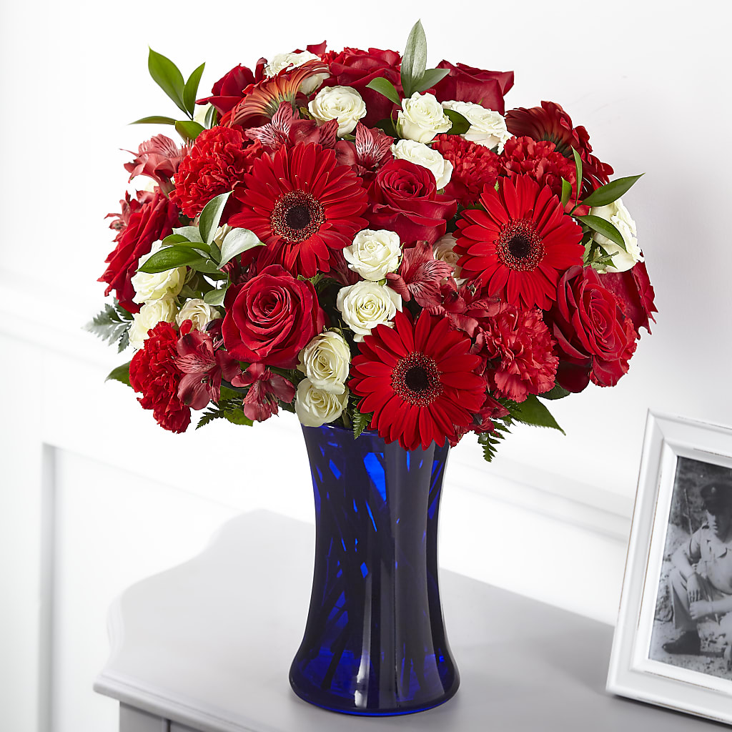 Hearts Embrace Bouquet – ROCKY'S FLOWERS, West Terre Haute IN