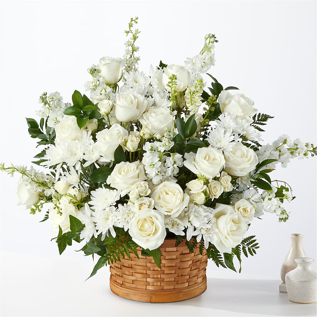 Heartfelt Condolences Arrangement – ROCKY'S FLOWERS, West Terre Haute IN