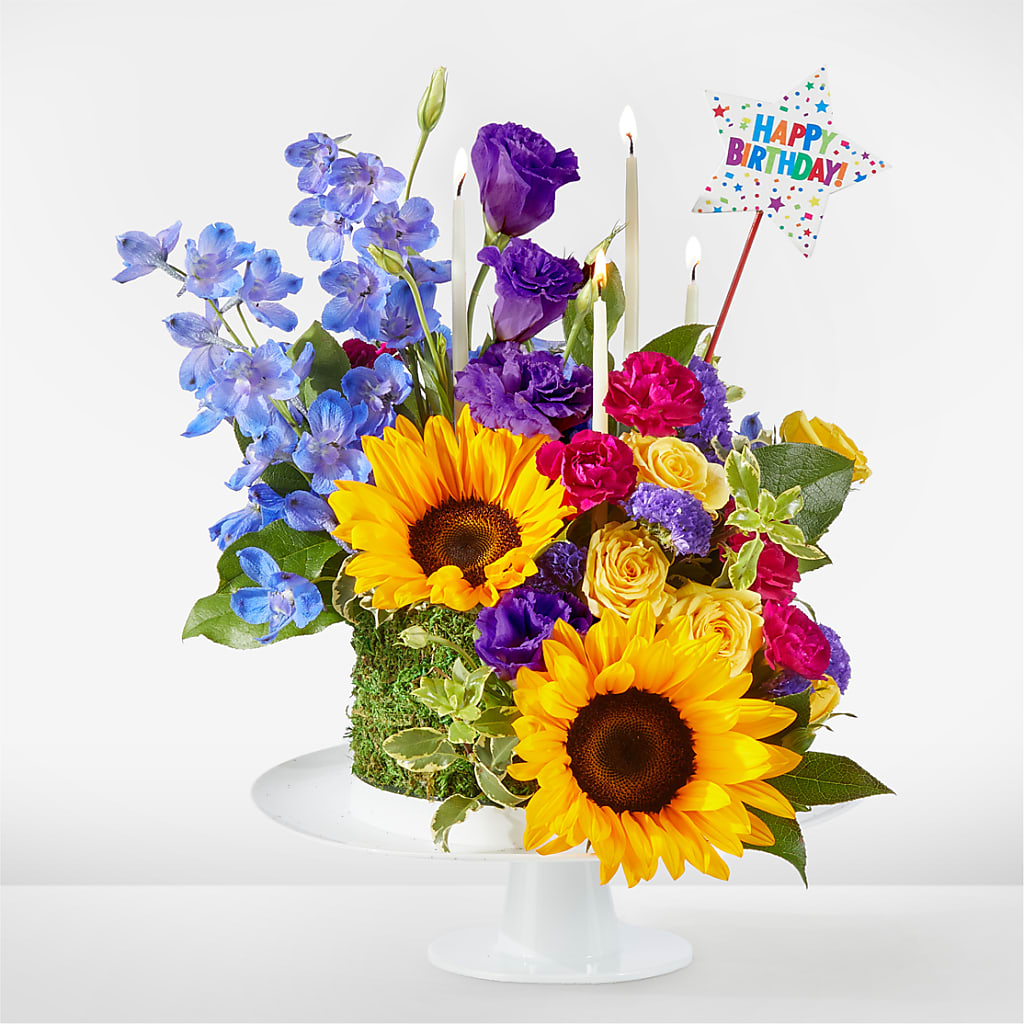 Star of the Day Floral Cake – ROCKY'S FLOWERS, West Terre Haute IN