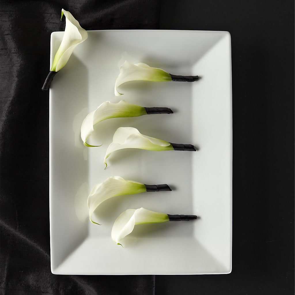 Calla Lily Promise Boutonniere – ROCKY'S FLOWERS, West Terre Haute IN