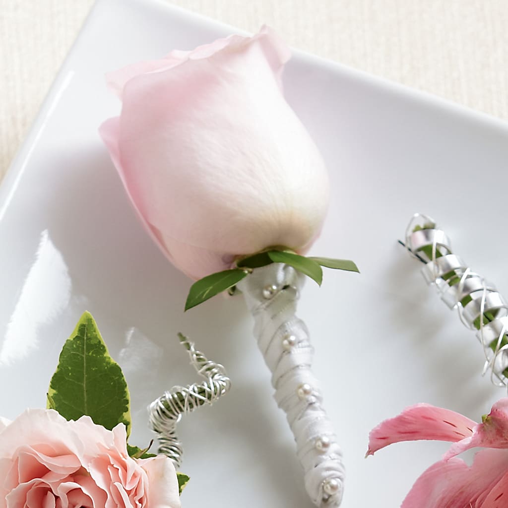 Pink Rose Boutonniere – ROCKY'S FLOWERS, West Terre Haute IN