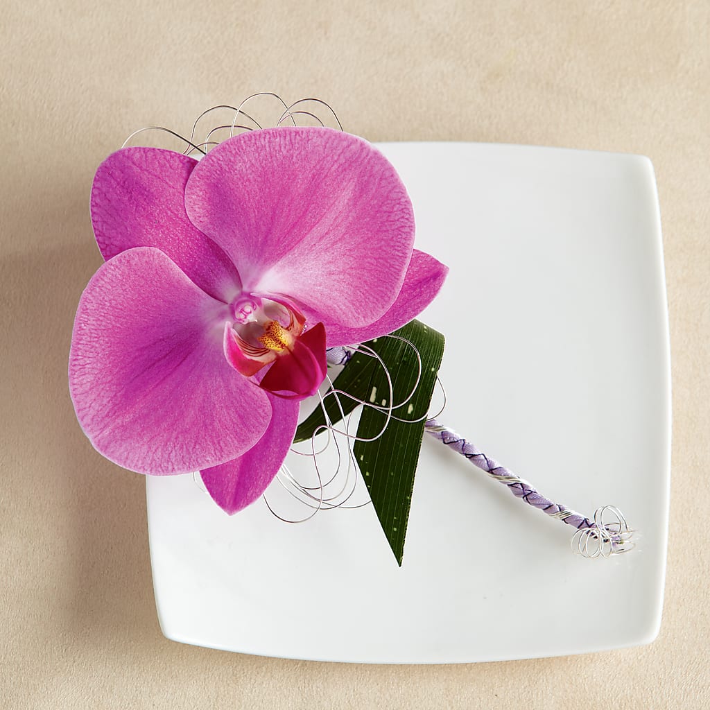 Glorious Boutonniere – ROCKY'S FLOWERS, West Terre Haute IN