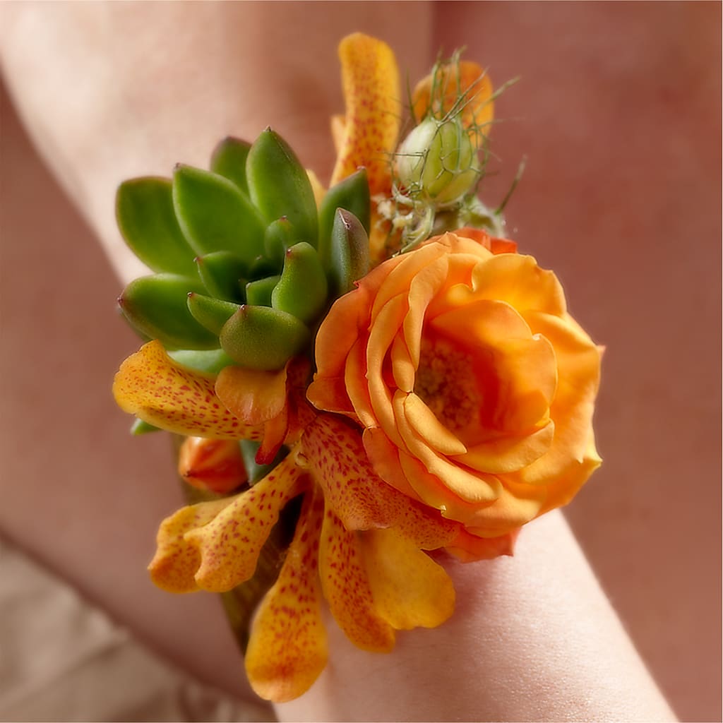 Irresistible Love Wrist Corsage – ROCKY'S FLOWERS, West Terre Haute IN