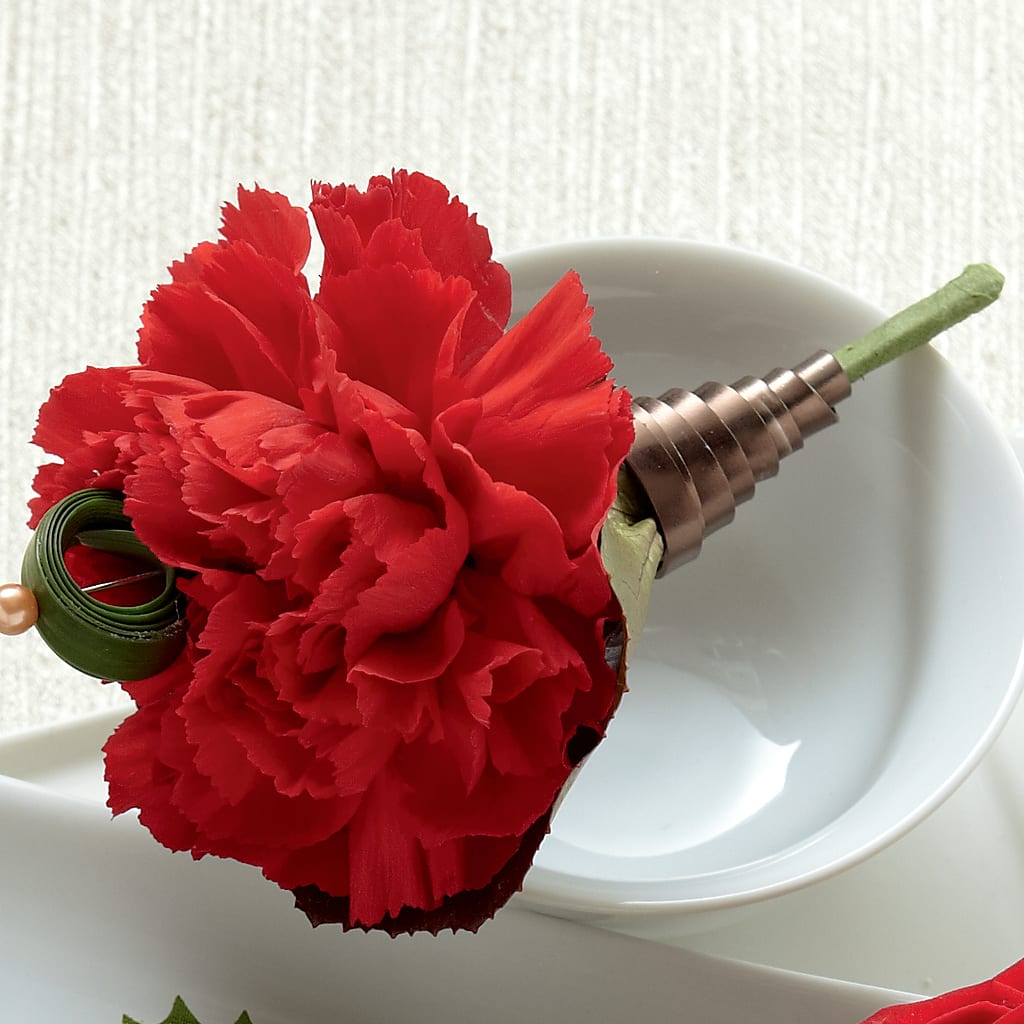 Red Carnation Boutonniere – ROCKY'S FLOWERS, West Terre Haute IN