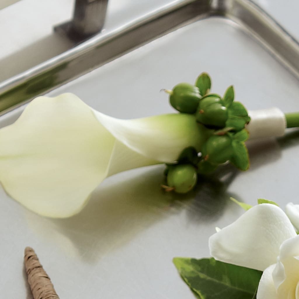 White Calla Boutonniere – ROCKY'S FLOWERS, West Terre Haute IN