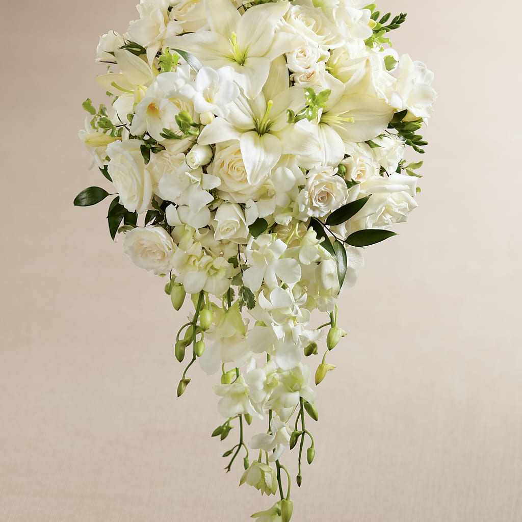 White Wonders Bouquet – ROCKY'S FLOWERS, West Terre Haute IN
