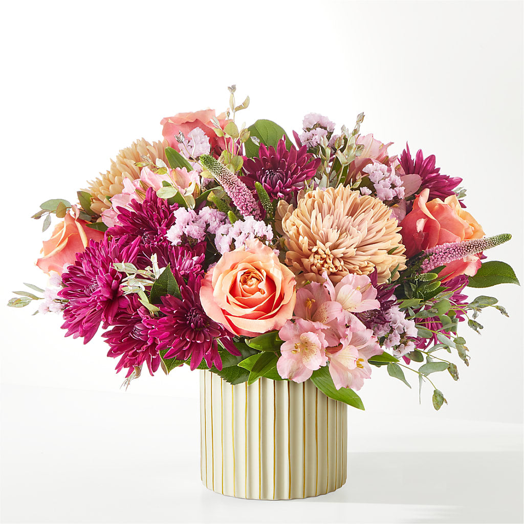 Berry Cobbler Bouquet with Ivory Vase – ROCKY'S FLOWERS, West Terre Haute IN